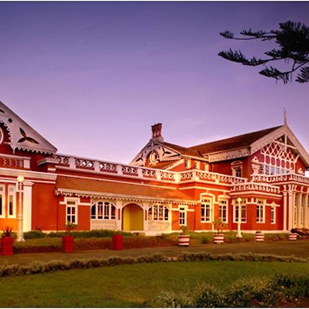 Welcomheritage Fernhills Royal Palace ウーティ エクステリア 写真