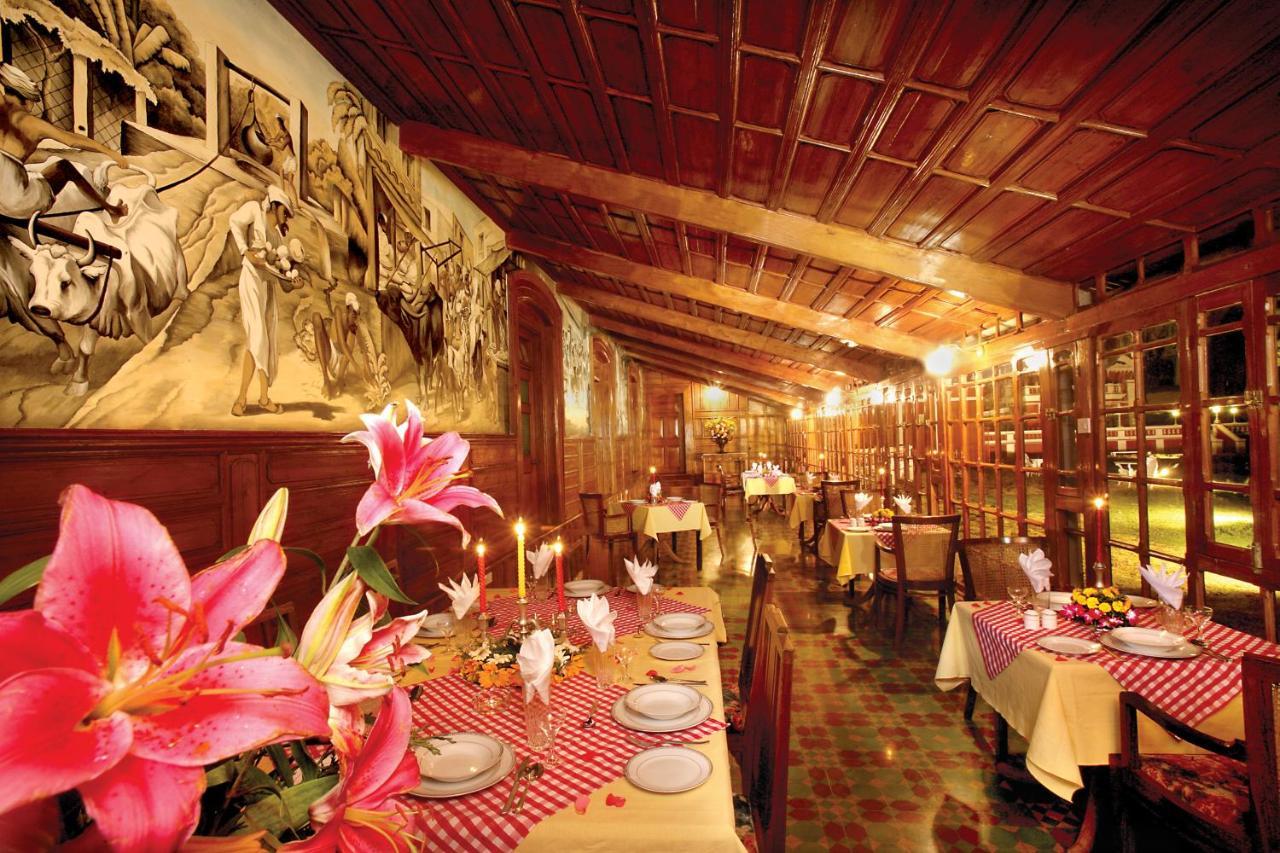 Welcomheritage Fernhills Royal Palace ウーティ エクステリア 写真