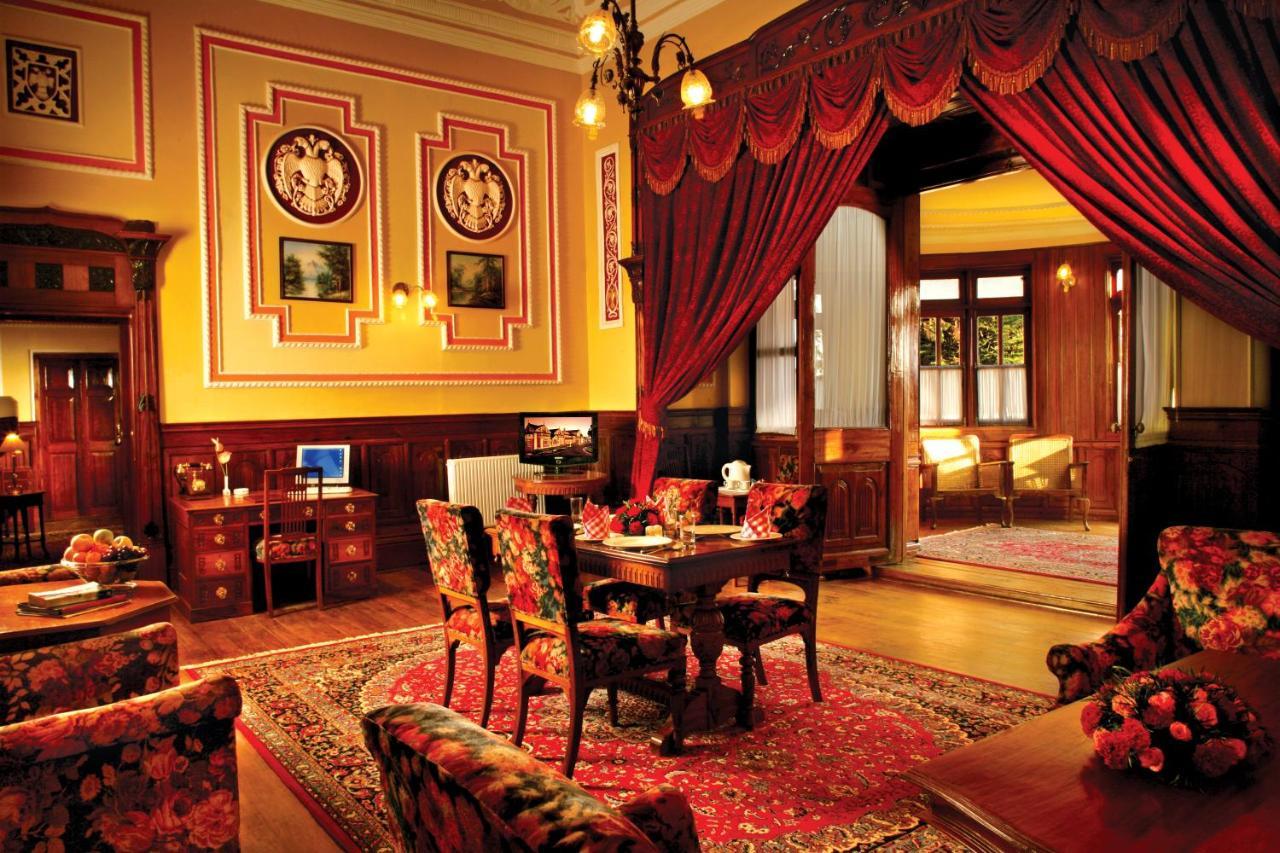 Welcomheritage Fernhills Royal Palace ウーティ エクステリア 写真